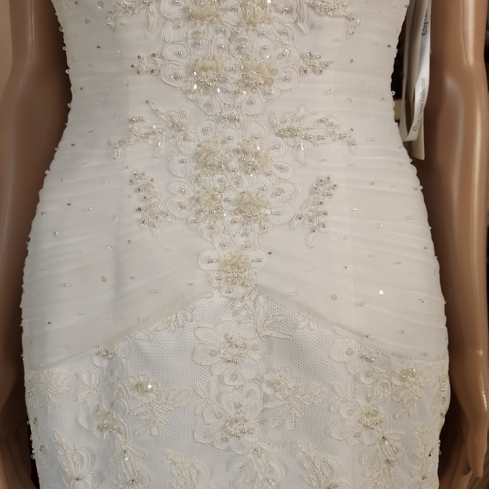 STUNNING Oleg Cassini Lace Trumpet Gown – NWT - Picture 5 of 14